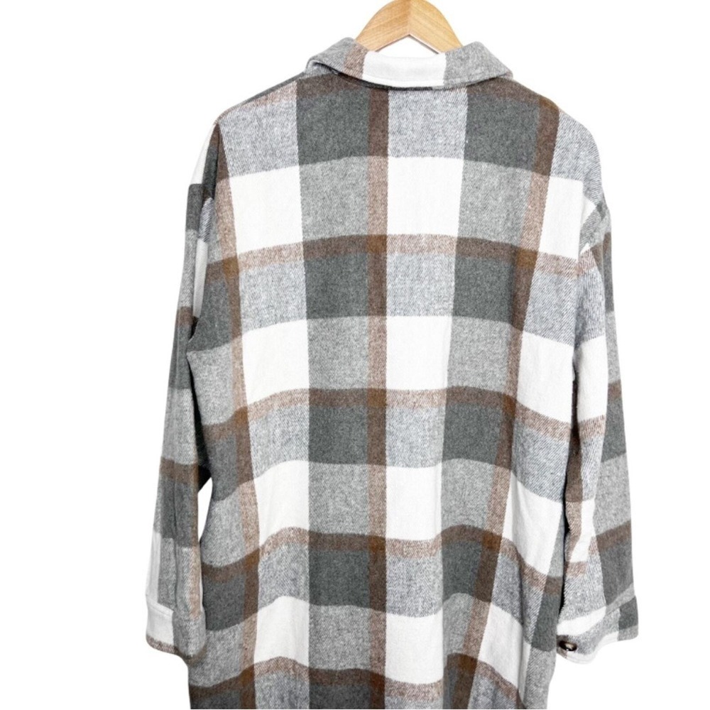 KatyDID Womens Plaid Shacket Long‎ Sleeve Button Down Oversized Shirt Jacket - Picture 8 of 16